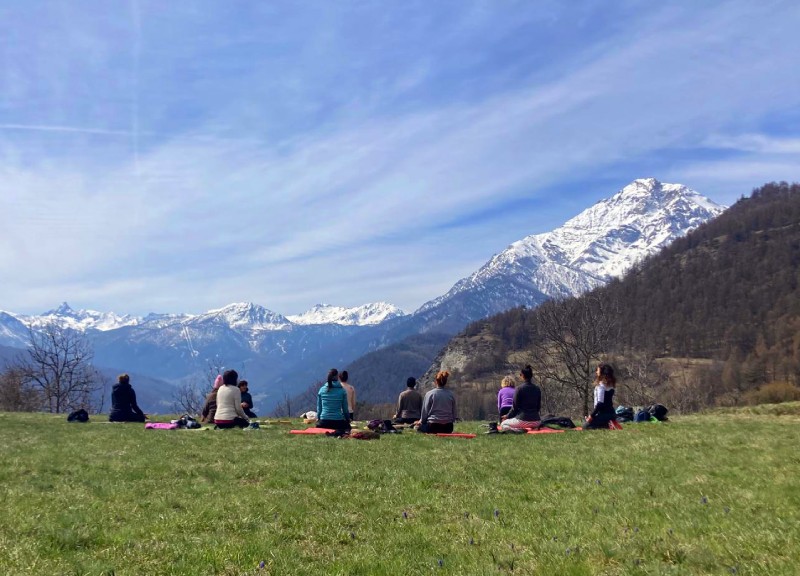 02_weekend_yoga_e_natura_in_montagna__a_primavera.jpg