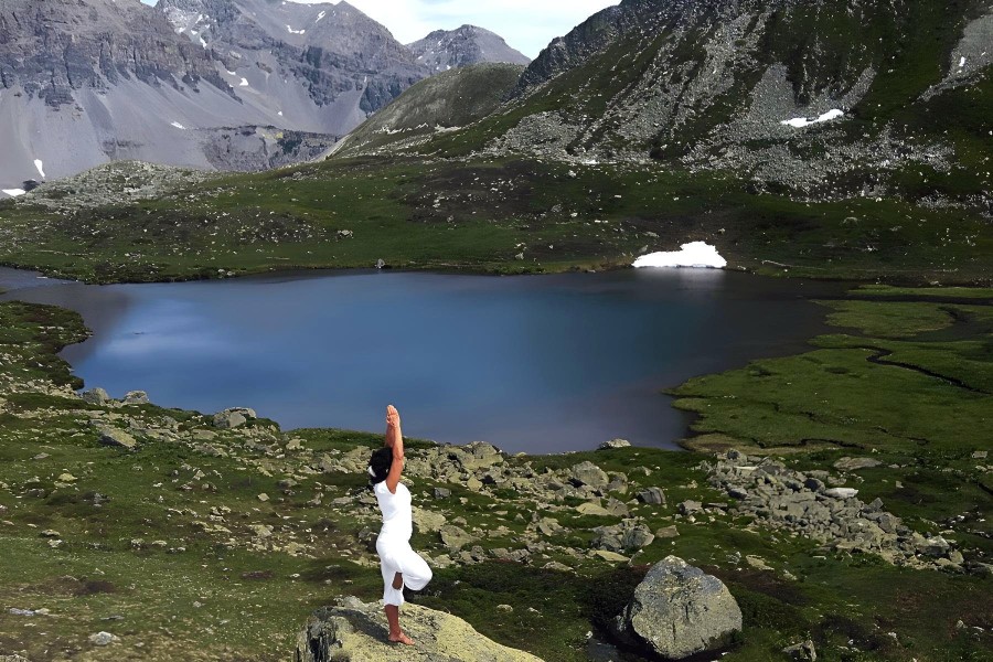 Ritiri vacanze yoga e natura in montagna piemonte alpi cozie