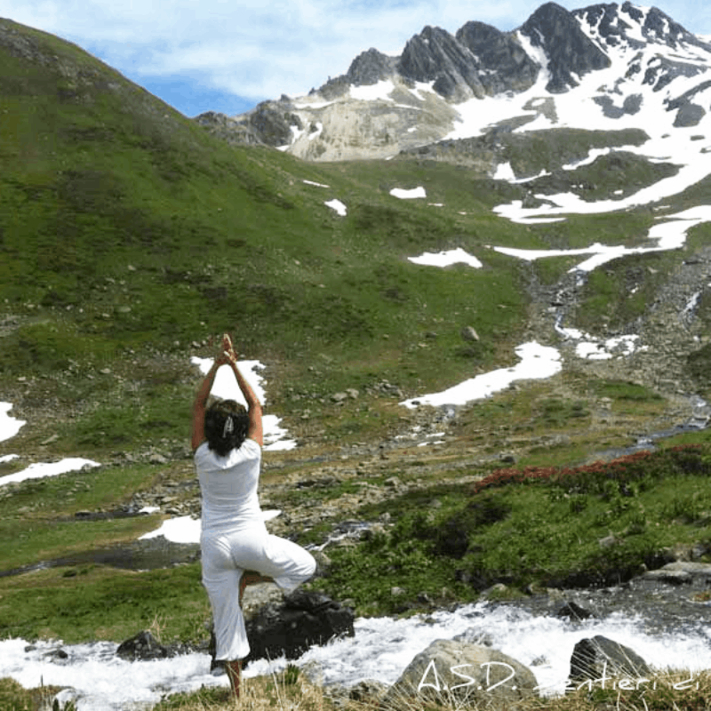 solstizio_estate_yogavacanzamontagna.png